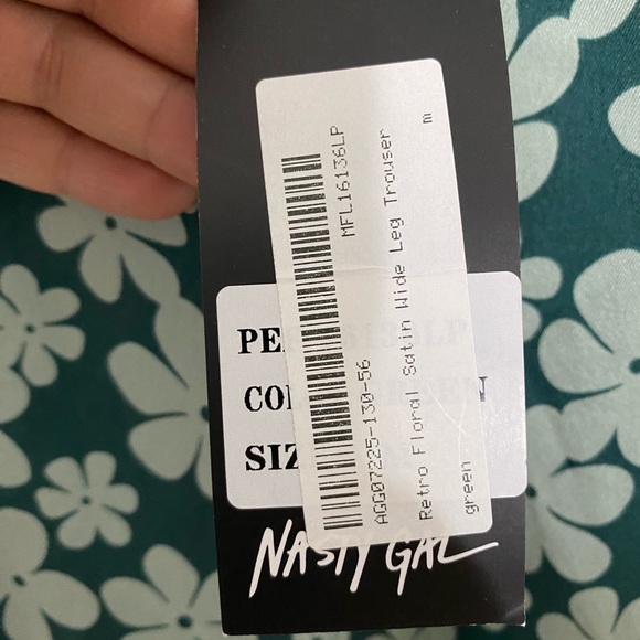 NWOT Nasty Gal high rise wide leg floral trousers size medium 2 pockets - Picture 7 of 13